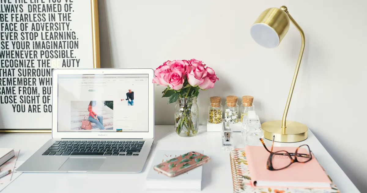 Running 'Vibe' Ads: How I Lowered My CPA by Deleting the 'Buy Now' Button